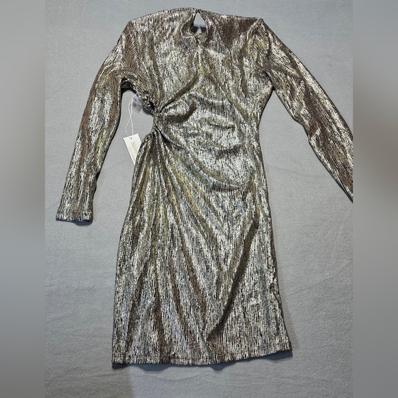 Bishop + Young NWT Elegant Metallic Dress with Side Cutout PTP 19 Length 36 - Picture 3 of 8